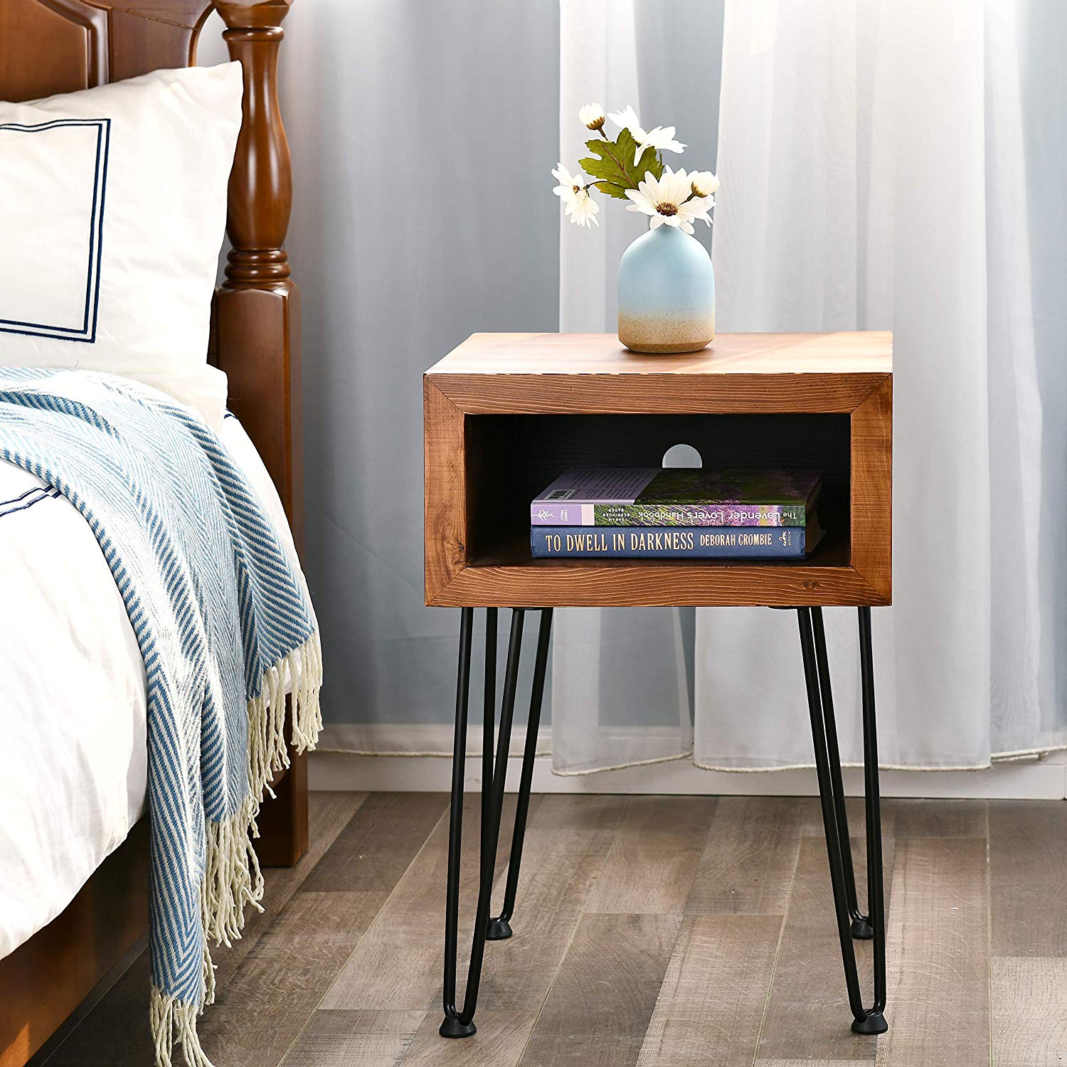 Aegina Solid Wood End Table – Bavarian Beech